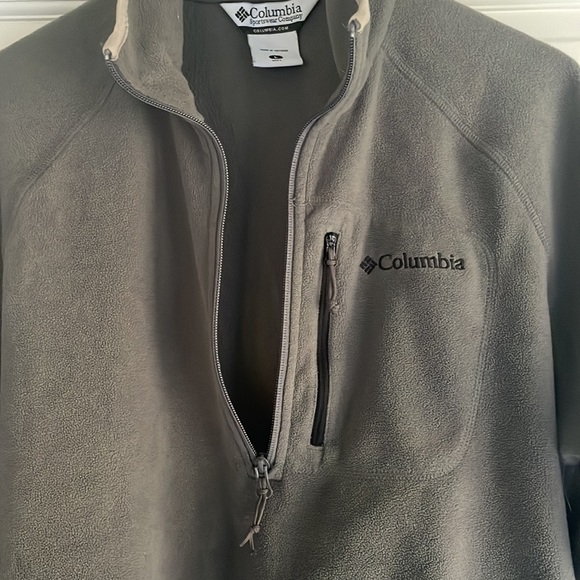 Columbia Grey Pullover - L - Picture 3 of 4